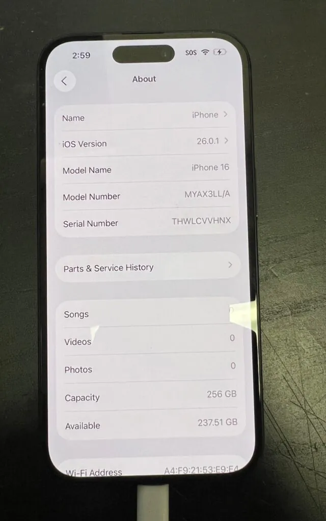 Apple iPhone 16 256GB Black Unlocked (READ DESCRIPTION)