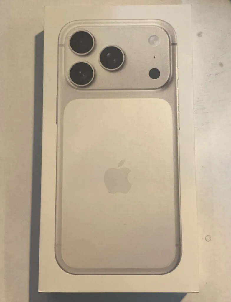 Apple iPhone 17 Pro 256 GB Silver Unlocked