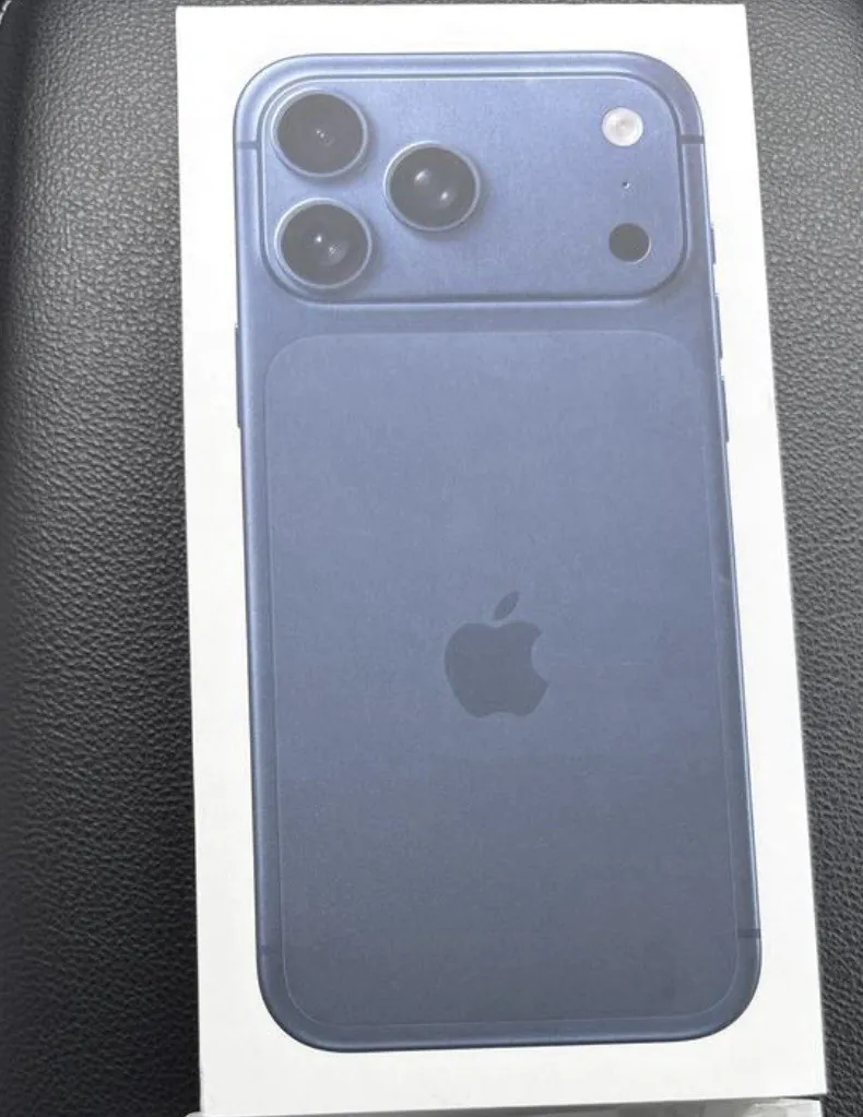 Apple iPhone 17 Pro Max 256GB, Deep Blue, AT&T Locked